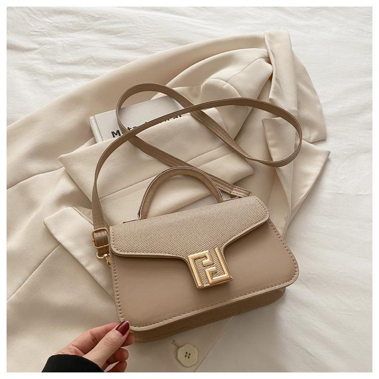 2025 summer new fashion trend small square bag casual simple women's niche shoulder messenger bag