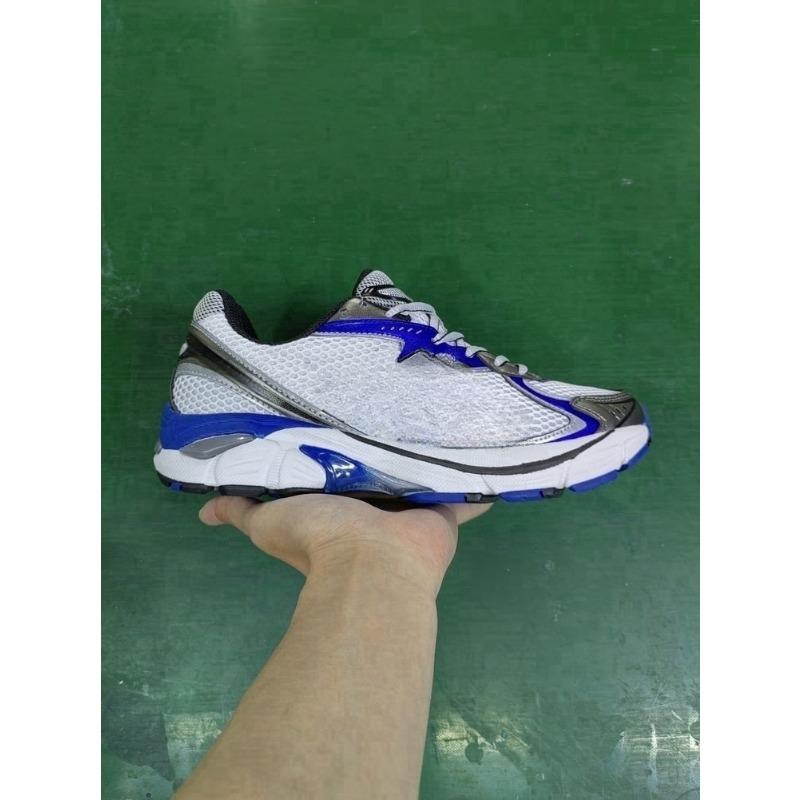 

Summer Retro Silver Running Shoes for Men Women Couple Casual Sports Sneakers Lightweight Comfortable 45