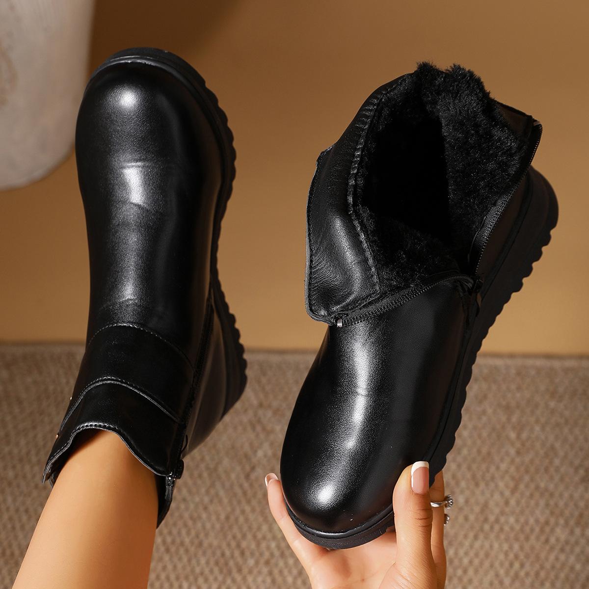 Large size mother shoes winter cotton shoes velvet flat bottom non-slip warm short boots medium shoes leather shoes 35