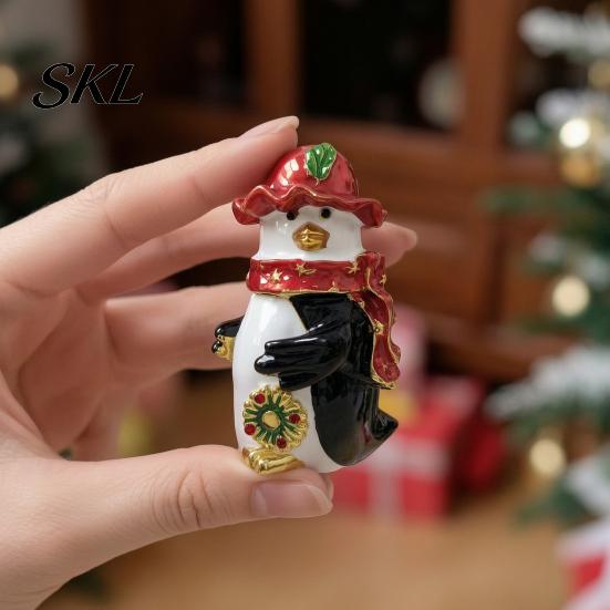 Festive Tabletop Decoration for Christmas Theme Jewelry Box with Magnetic Hinge, Alloy Enamel Vintage Holiday Seasonal Home Accents Style Organizer,