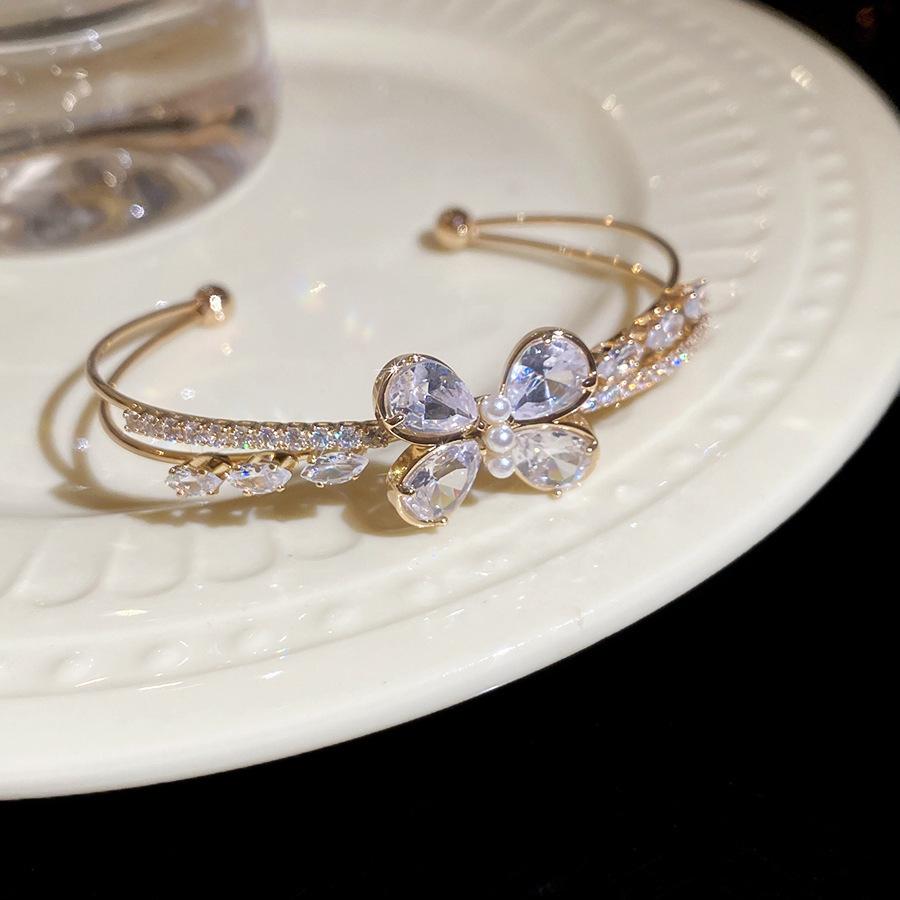 Exquisite French Butterfly Zircon Bracelet - Ultra-Sparkling Double Layer, Elegant & Light Luxury Women's Jewelry