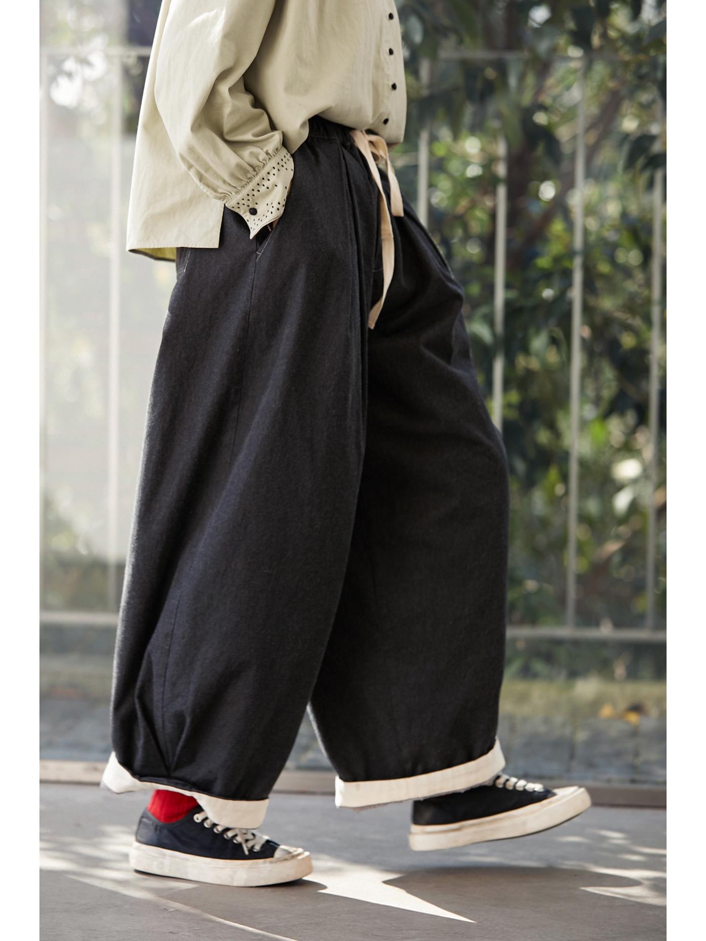 

Women s Retro Warm Black Carrot Pants with Elastic Waist L
