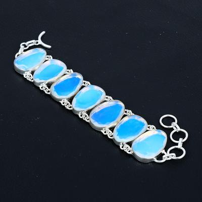 Zierliches Armband aus Milchopal, Edelstein aus Milchopal, handgefertigtes Armband aus Milchopal, weißes Armband, Geschenk für Sie, Geschenke für Mama