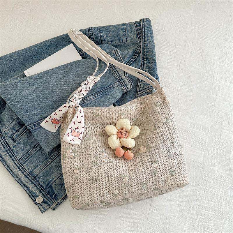 

Нишевая вязаная сумка-ведро Новый стиль Классная сумка-тоут для женщин Большая вместимость Отпуск Одно плечо Соломенная плетеная сумка