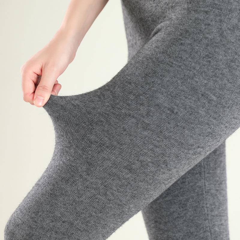 Women's Seamless Knit Leggings: Warm, Non-Wool, Thick, Four-Way Stretch Pants for Autumn and Winter.