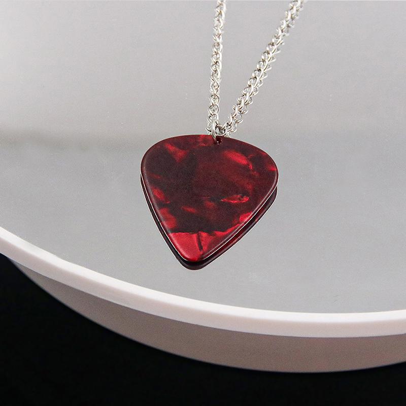 TV-Serien Herz Halskette Gitarrenplektrum Anhänger Halskette Für Freund Böser Schmuck Geschenk