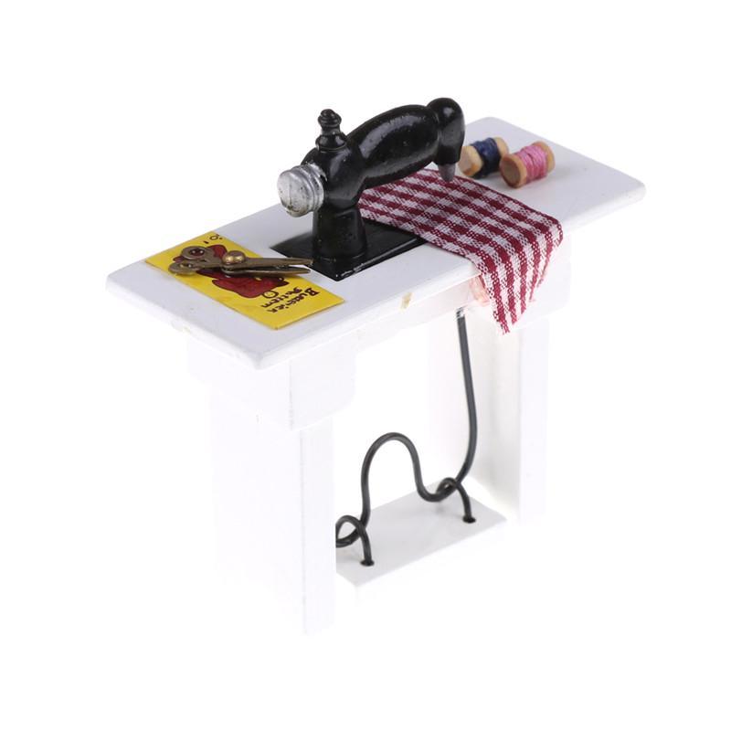 Dollhouse miniatures 1/12 Mini Exquisite Alloy Mini Sewing Machine Mini Alloy Sewing Machine 1:12 Scale Dollhouse DIY Decoration