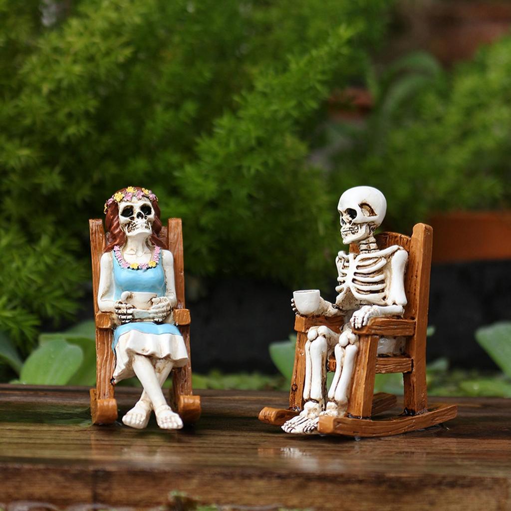 Halloween Decorations Resin Skeleton Couple Statues Halloween Decor Spooky Sculpture Desktop Centerpiece for Holiday Festival