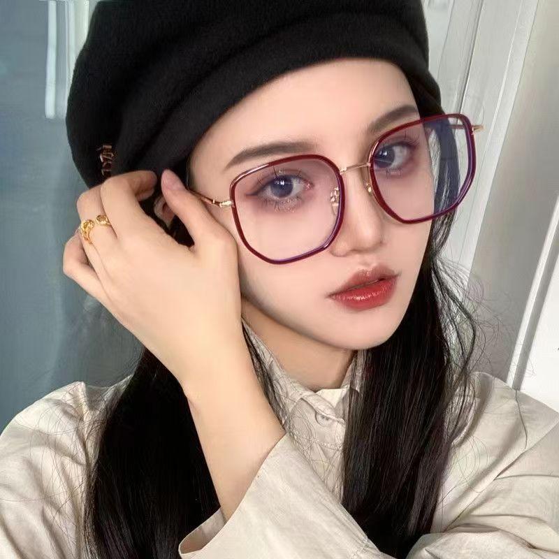 Ultralight Blue Blocking Glasses Girl Retro Green Frame Plain Glasses Blue Light Bezel Transparent Eyewear Glasses For Women