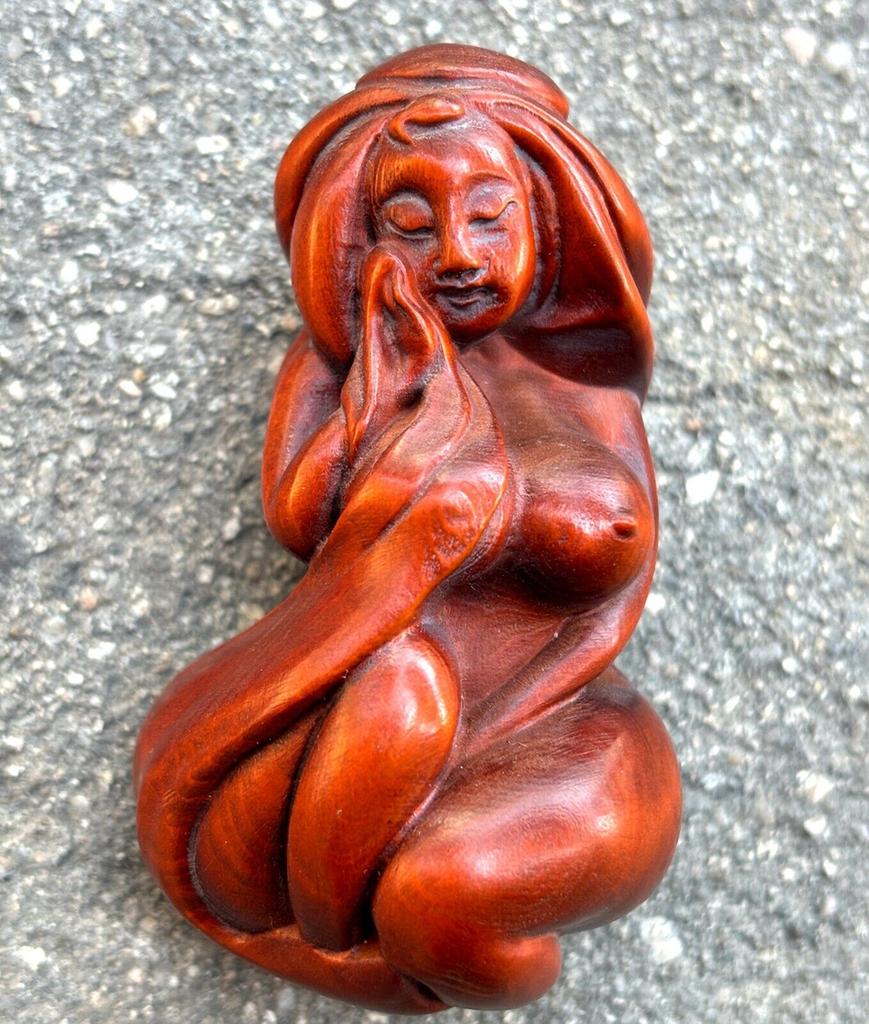 Boxwood Carving Wooden Carved Figure Sexy Pretty Beautiful Woman Bathing Statue