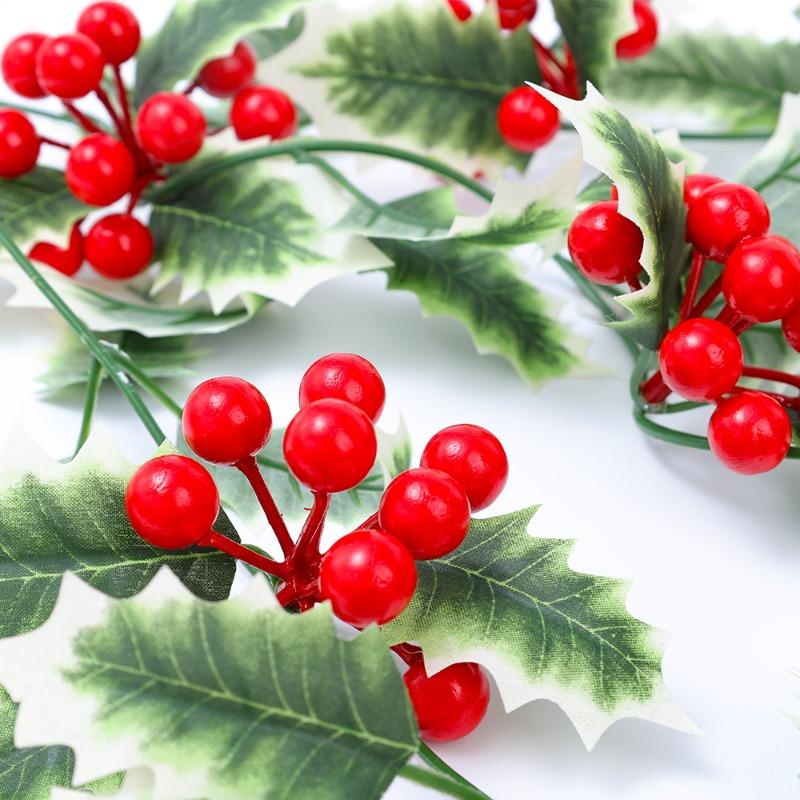 200cm Christmas Artificial Holly Berry Flower Vine Green Leaves Garland Xmas Tree Hanging Rattan Home New Year Table Decoration