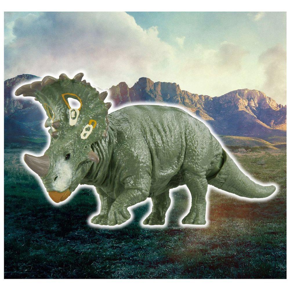 Takara Tomy Ania Jurassic World Sinoceratops  With Ania Battle Card 
