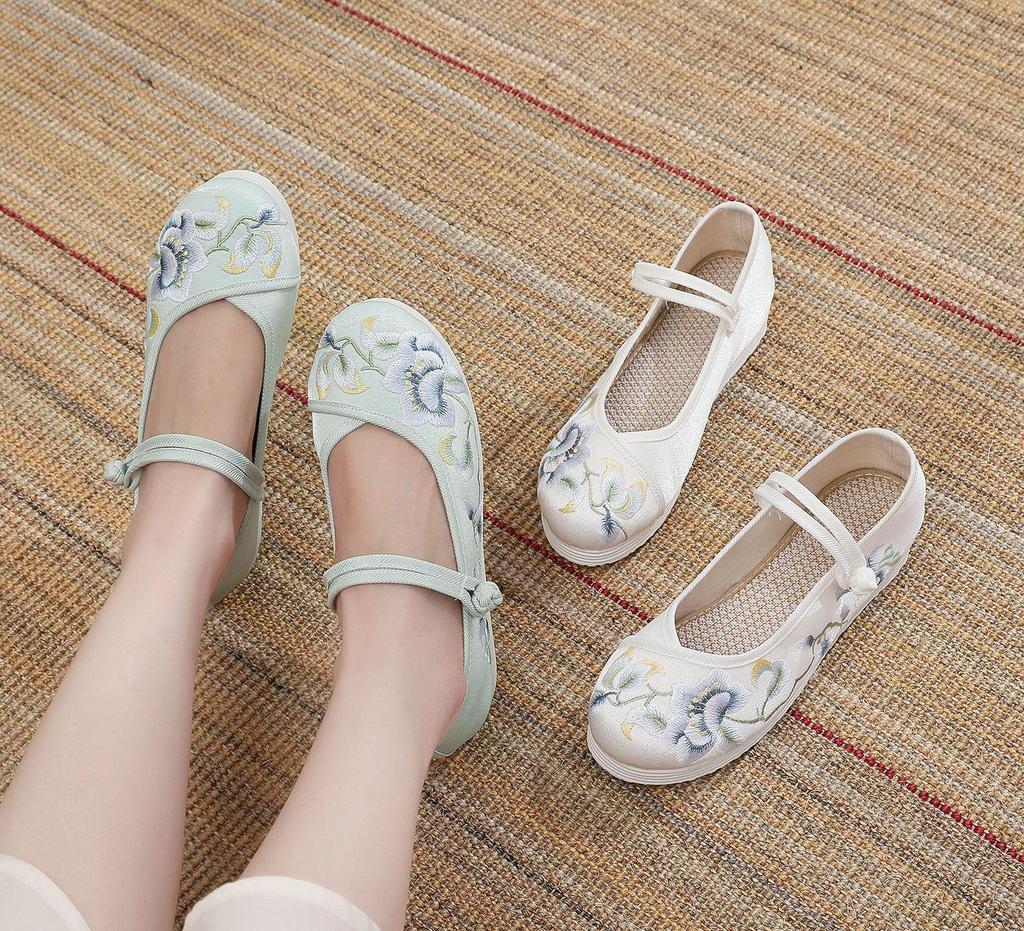 Wanqing 2024 Summer Embroidered Hanfu Women's Bow Shoes with Inner Lift