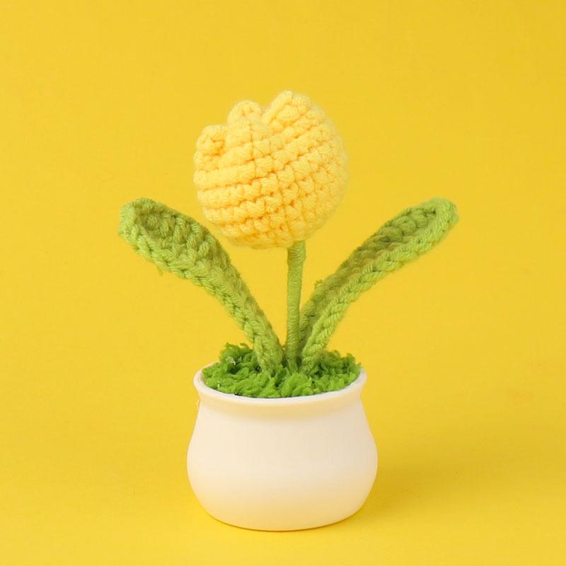 Tulips Crochet Flower Potted Cerative Handmade Knitted Flowers Artificial Flowers Decoration Car Desktop Home Decor