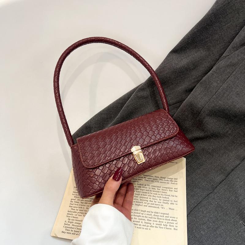 Summer New Shoulder Bag Casual Simple Woven Pattern Underarm Bag Trendy Texture Small Square Bag Women