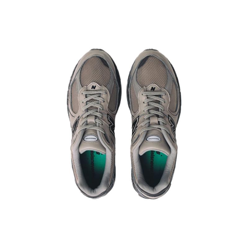 New Balance Thisisneverthat X New Balance 2002R 'Brown' Sneakers ML2002RN