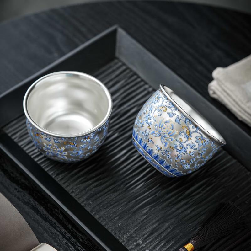 Retro Blue and White Gilded Ceramic Master Teacup