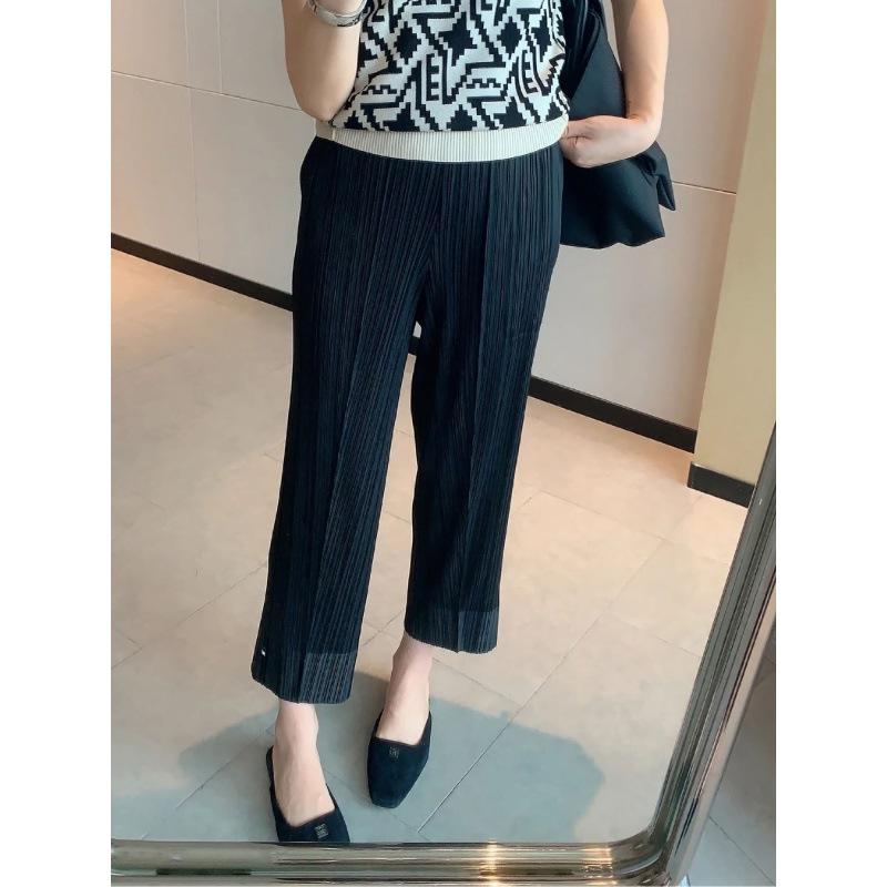 Miyake Pleats Women's High-End Plus Size Stretch T-Shirt - 2025 Summer Trend