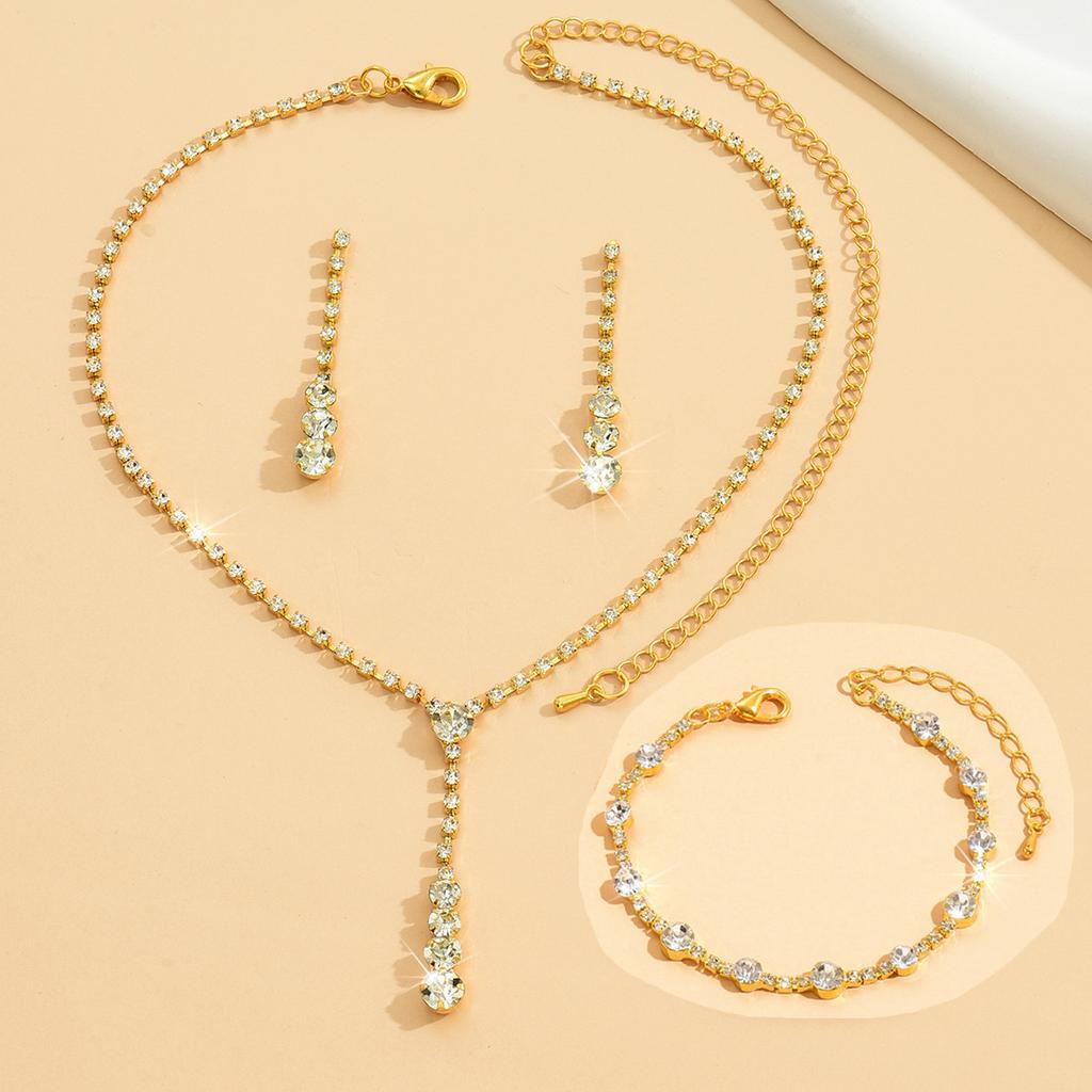 Modisches, schlichtes Schmuckset mit Halskette, Ohrringen und Armband, einreihiger Hochzeitsschmuck.