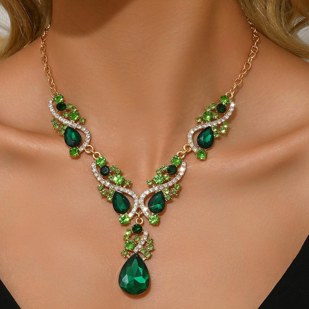 Super Fairy Flash Diamond Water Drop Fringed Necklace French Evening Dress With High-End Temperament Exquisite Fashion Necklace Accessories