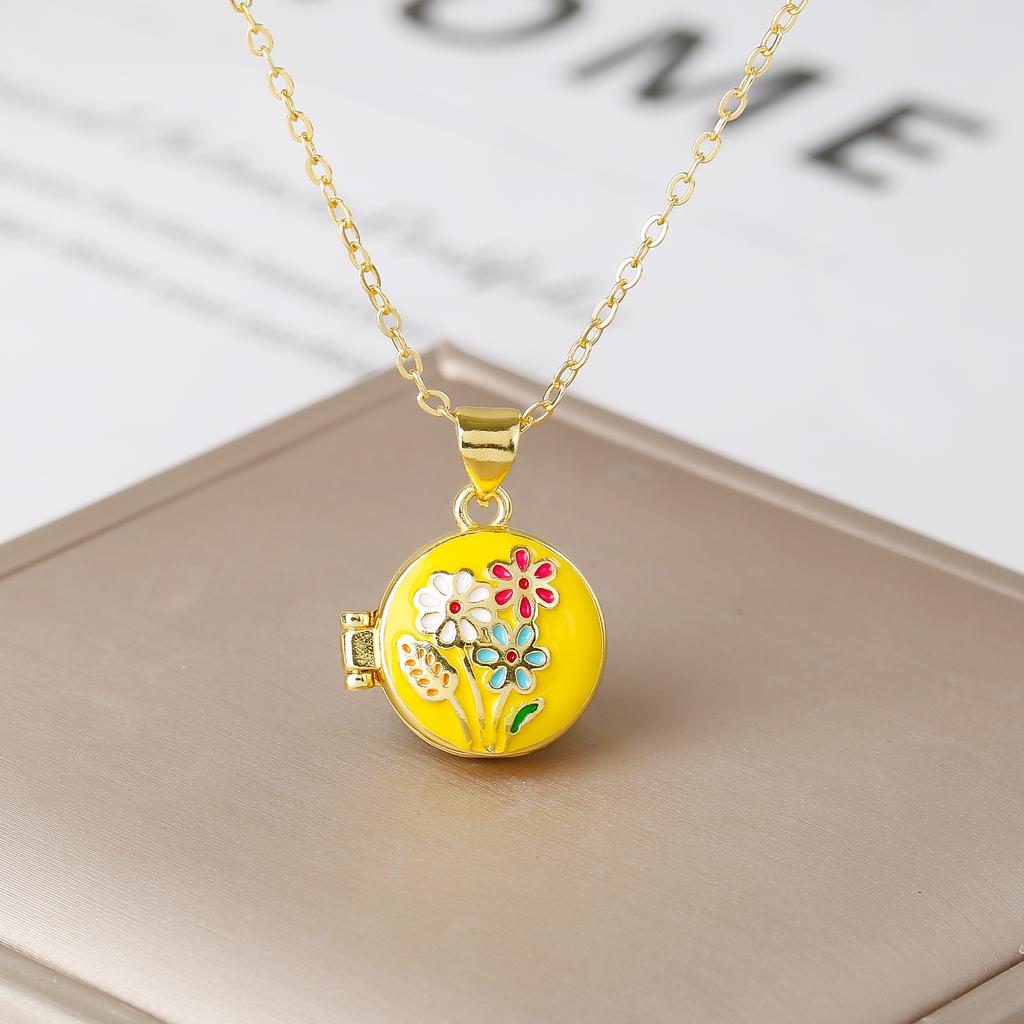Round Photo Box Enamel Flower Gold-Plated Pendant Necklace Fashion for Women's Girls' Party Wedding Luxury Jewelry Gift