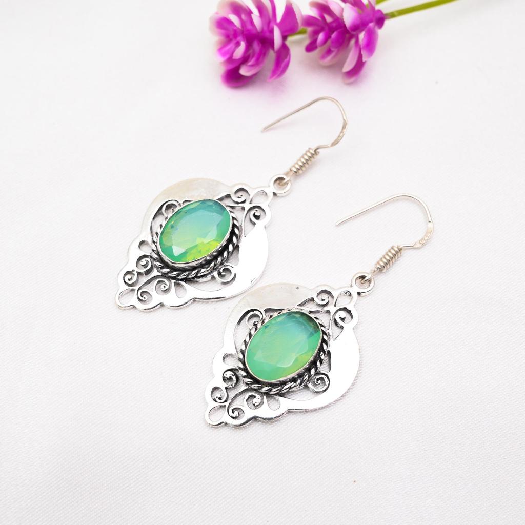 Kolczyki z zielonego opalu, biżuteria z kamieni szlachetnych, kolczyki ze srebra próby 925, ręcznie robiona biżuteria, kolczyki z kamieniami szlachetnymi, prezent dla niego