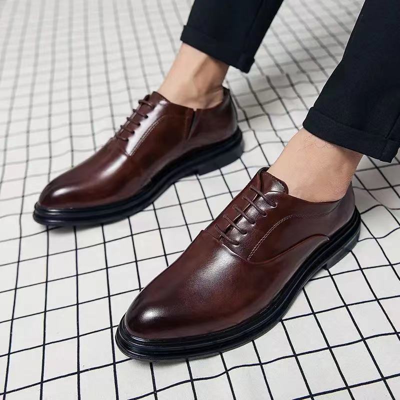Chaussures habillées simples de grande taille pour hommes, chaussures pointues augmentant la hauteur, chaussures d'affaires formelles imperméables en cuir pour hommes, printemps automne