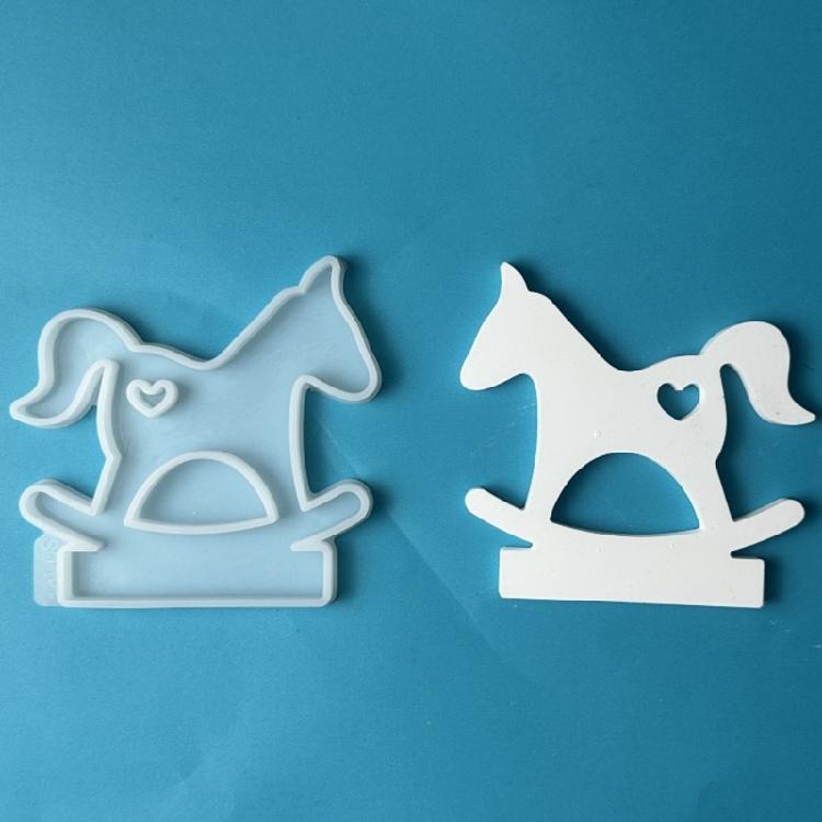 Hearts Horse Candlesticks Silicone Molds Cute Horse Candle Holder Resins Molds