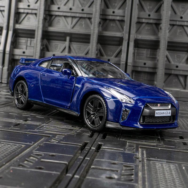

Japanese Sports Car Alloy Model Toy with Pull-Back and Double Opening Doors красный