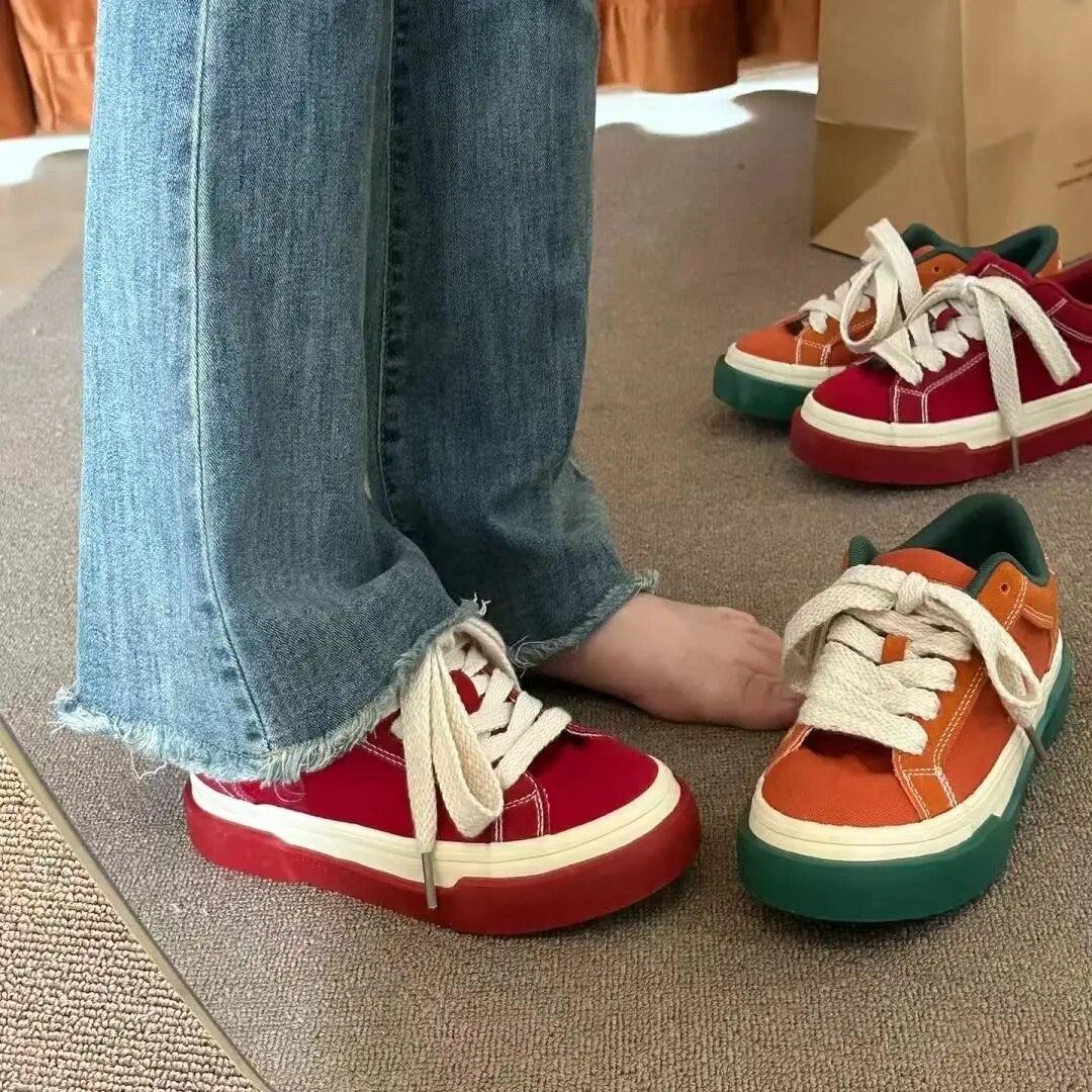 Винтажные красные холщовые низкие женские кроссовки — фото 12