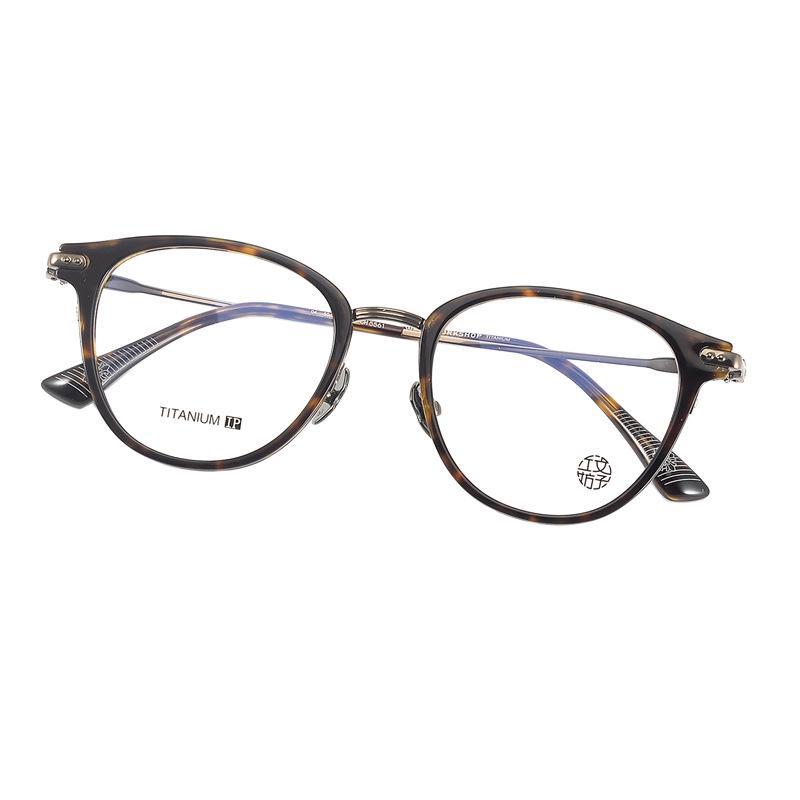 Pure Titanium Unisex Retro Round Glasses Frame with Blue Light Blocking Myopia Lenses for Women and Men