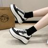 Modische Damen neue Frühling und Herbst Plateau vielseitige Freizeitschuhe erhöhende Sport-Board-Schuhe