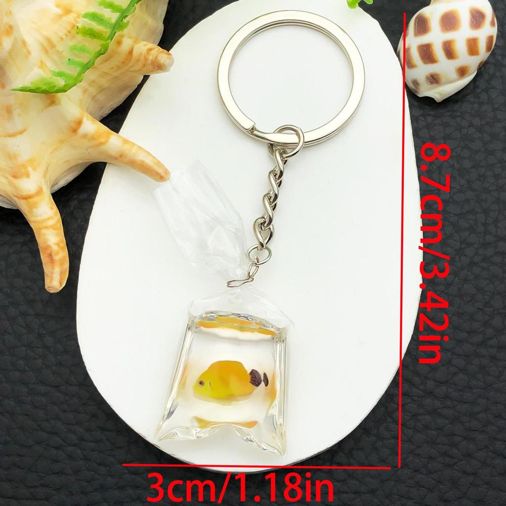 Resin Ocean Blue Yellow Black Small Fish Keychain – Creative Backpack and Car Key Ornament