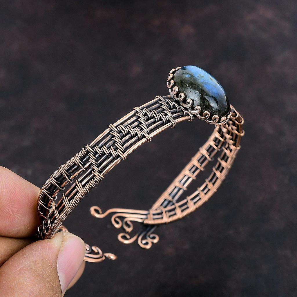 Labradorit Armreif Kupferdraht umwickelt Manschettenarmband Labradorit Schmuck Verstellbares Armband Edelstein Manschettenarmband Handgemachter Armreif zum Verschenken
