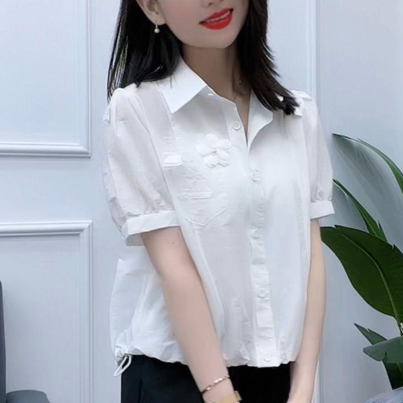 Chemises à manches courtes tendance pour femmes Nouveaux styles d'été Hauts amples, stylés et polyvalents