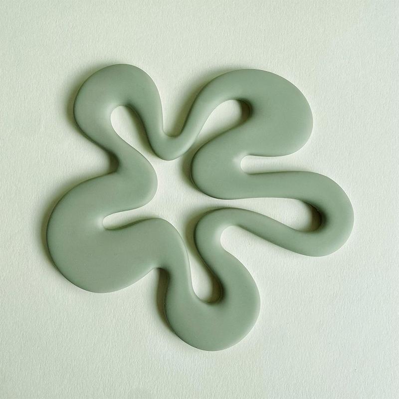 Irregular Flower Shape Coasters Skid Insulation Cup Mat Antiskid Pat Reusable Kitchen Dishes Accessories Table Protector