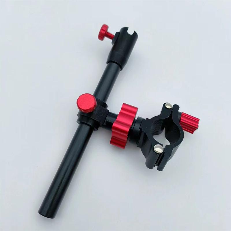 Ensemble Chaise de Pêche Chevalier Européen: Accessoires Universels avec Râtelier de Tourelle, Garde-Poisson et Plateau à Appâts.