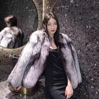 New Autumn and Winter Women's Temperament Fur Coat Fashionable and Casual Silver Fox Fur Short Style Warm Light Luxury Cotton Coat