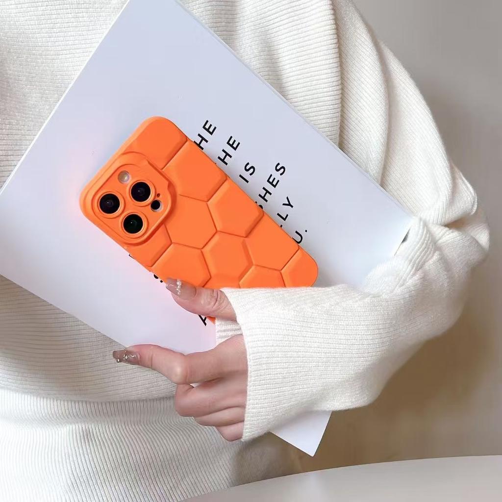 Three-dimensional Football Pattern Suitable for Ip16pm Phone Case, Liquid Skin Feel Spray Oil Apple 15pm Diamond-shaped Full Cover Protective Case
