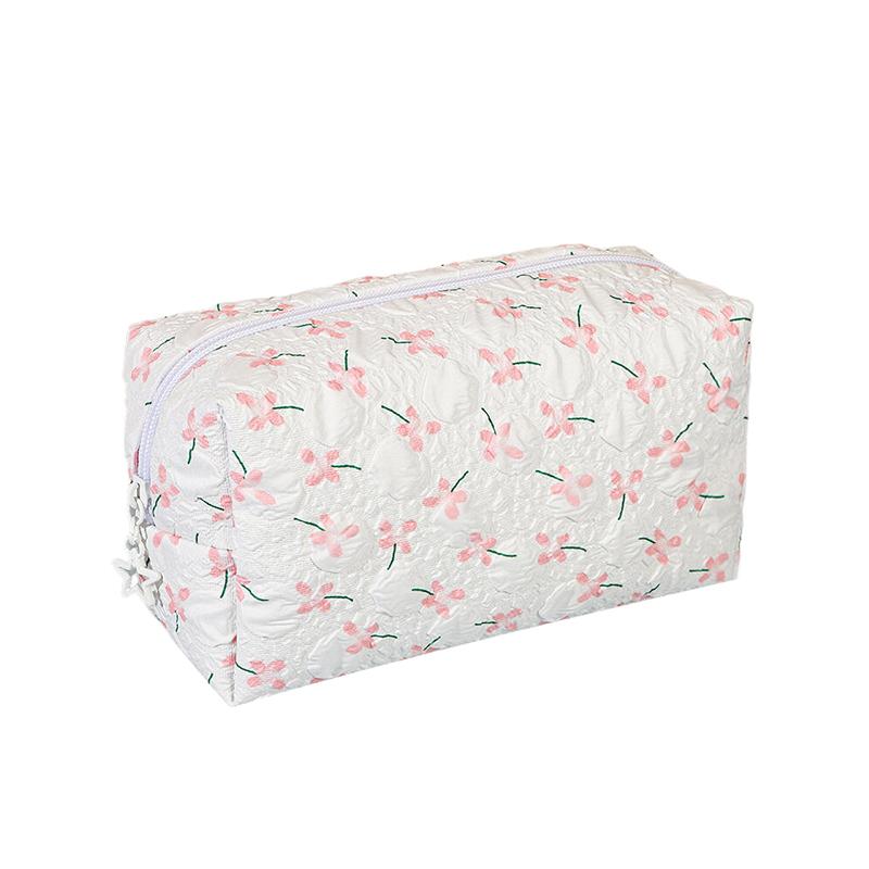 Floral Makeup Bag Cosmetic Organizer Bag Zipper Closure Cosmetic Holder Bag Multifunctional Travel Mountaineering Bag Gifts