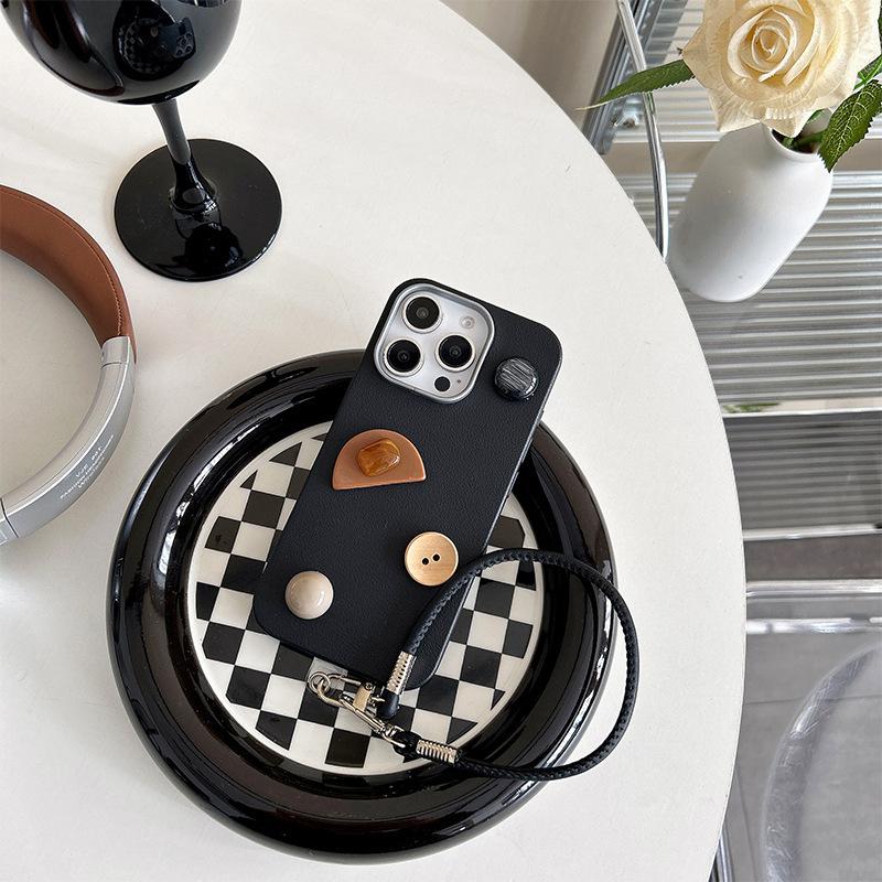 

Geometric Button Gemstone Phone Case for IPhone17promax Hand Strap Silicone for Apple 16 Anti-fall Soft Case For iPhone 7/8/SE 2020