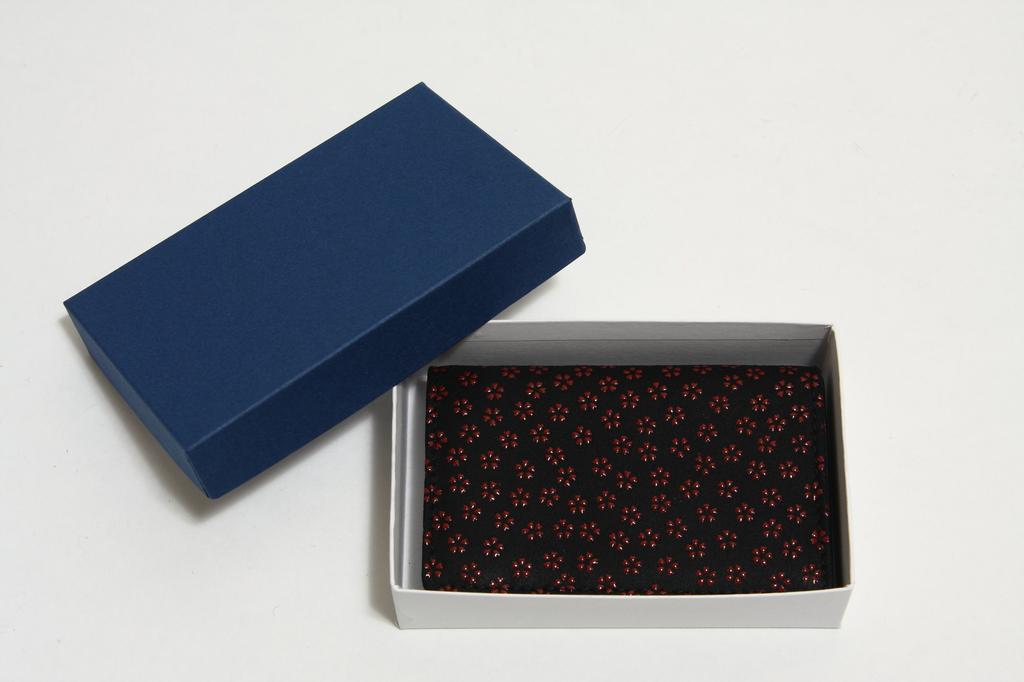 Hasegawa Deerskin Inden Business Card Holder, Unisex, Cherry Blossom Pattern, Red