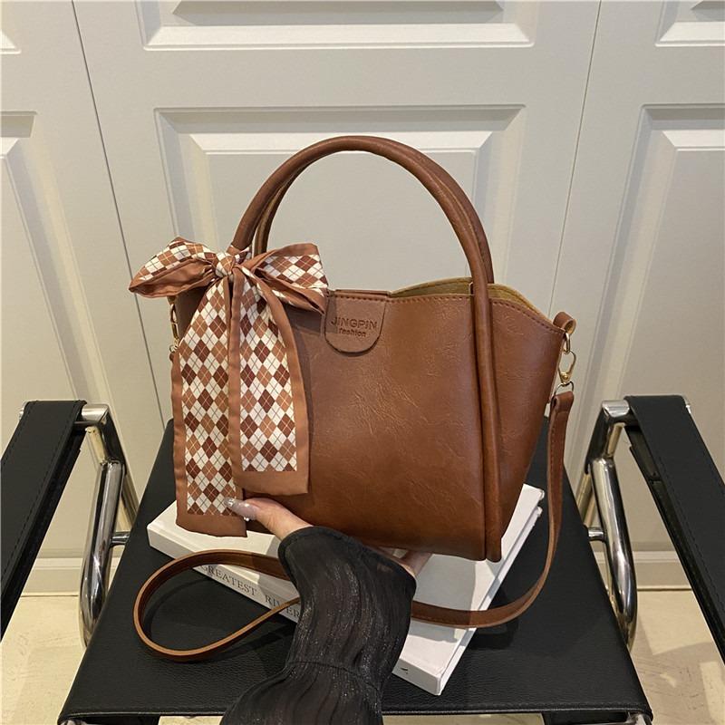 Today's popular vegetable basket silk scarf new solid color soft surface commuting shoulder crossbody portable bucket bag