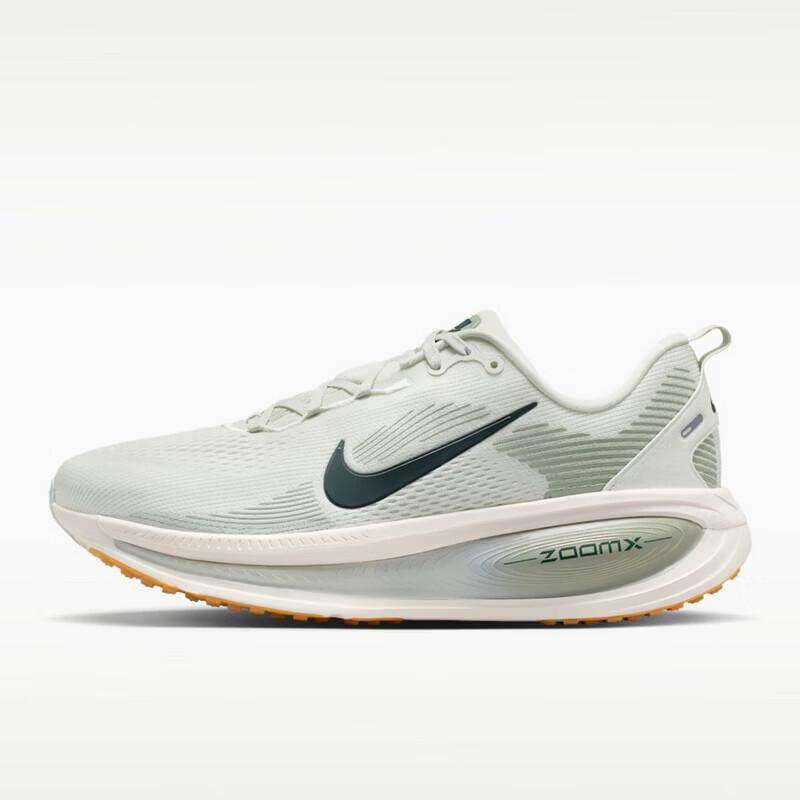 

Мужские беговые кроссовки Nike Vomero 18 41