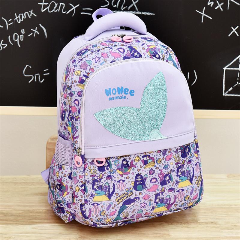 New High-value, Fresh and Sweet Graffiti Cute Cartoon Shark Backpack, Light Mini Backpack for Primary School Students