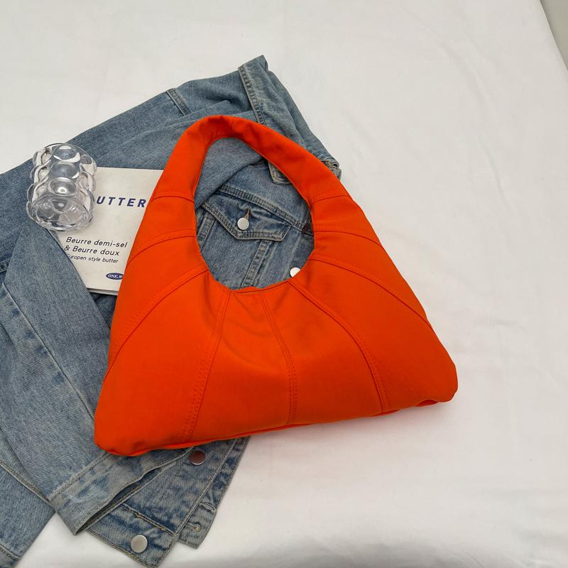 Сплошная женская пригородная сумка на одно плечо большой емкости для подмышек — фото 18