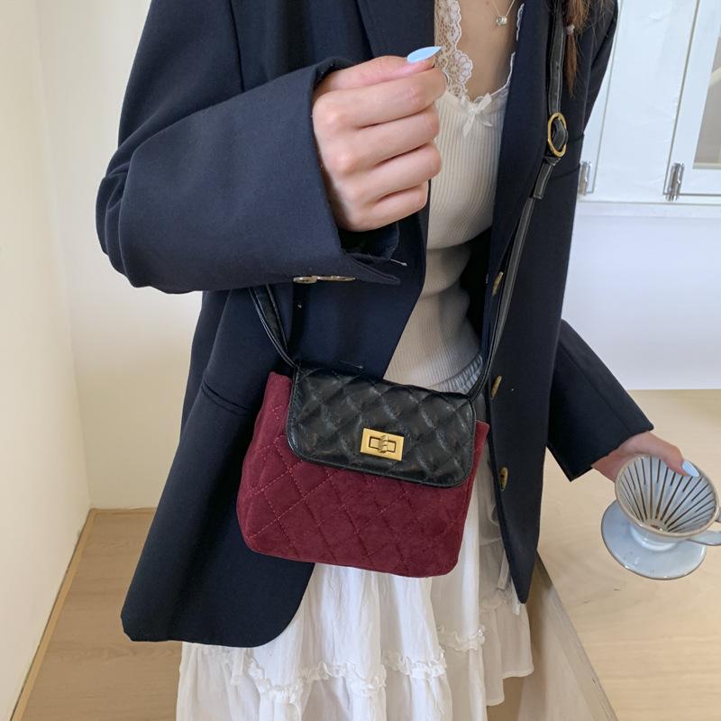 Small Bag Women's Summer Versatile New Fashion Messenger Bag Diamond Square Bag