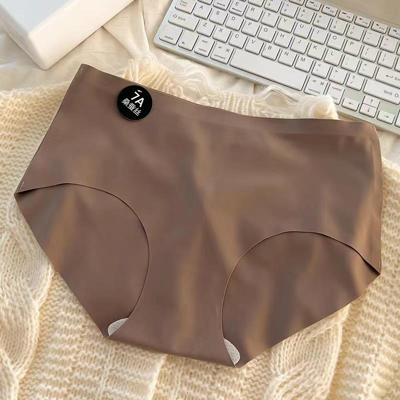 

Women s Plus Size Mid-Waist Mulberry Silk Yoga Briefs - Skin-Friendly, High Elastic, Solid Color L (100-130 jin)