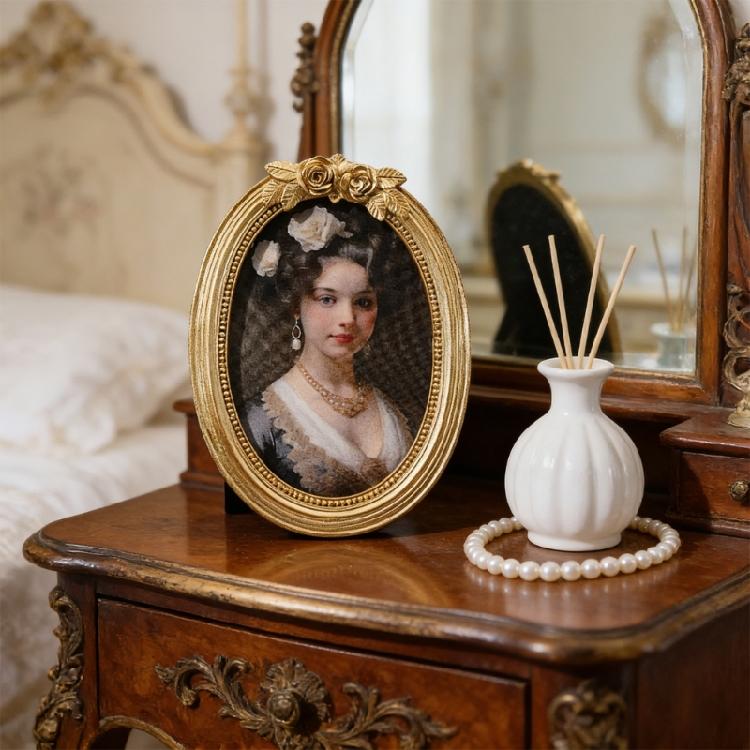 Antique Oval Picture Frame With Rose Design Resin Photo Frame For Tabletop And Wall Hanging Farmhouses Home Decors Gift