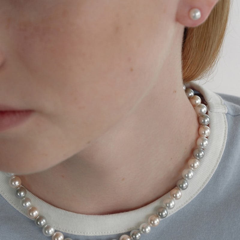 

MONDAY EDITION Blushing Pearls Necklace Pink Grey